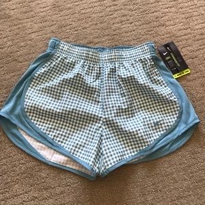 Nike running short